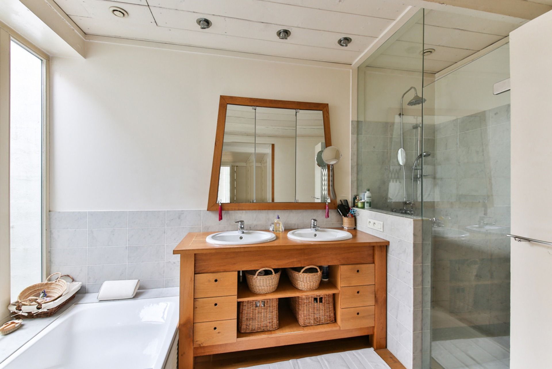bathroom-g8199c3b19_1920
